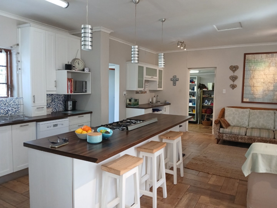 3 Bedroom Property for Sale in Roundhay Western Cape